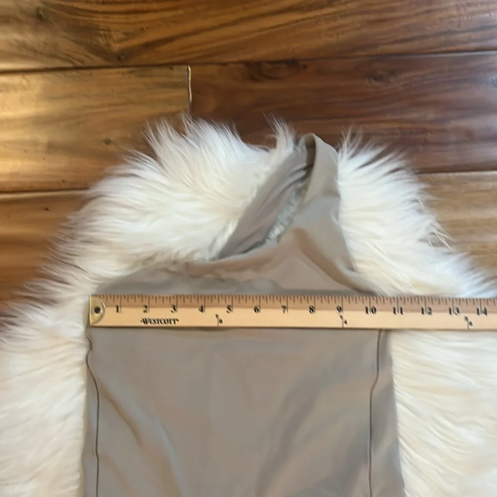 Left on Friday Shoreline Playsuit Sz Small NWOT - Picture 4 of 10